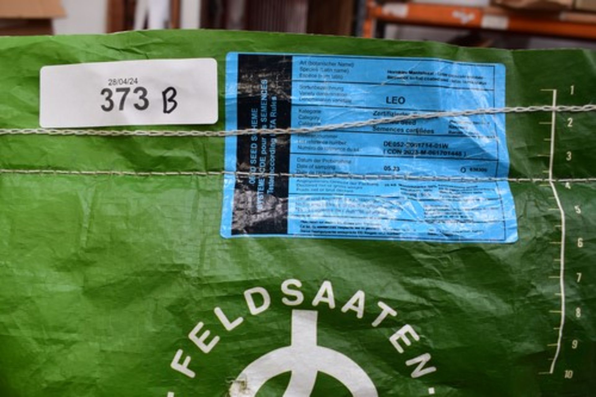 1 x 25kg sack of Forage agricultural seed mix and 2 x bag of Qualitats- Saatgut Leo seed (slight - Image 2 of 2