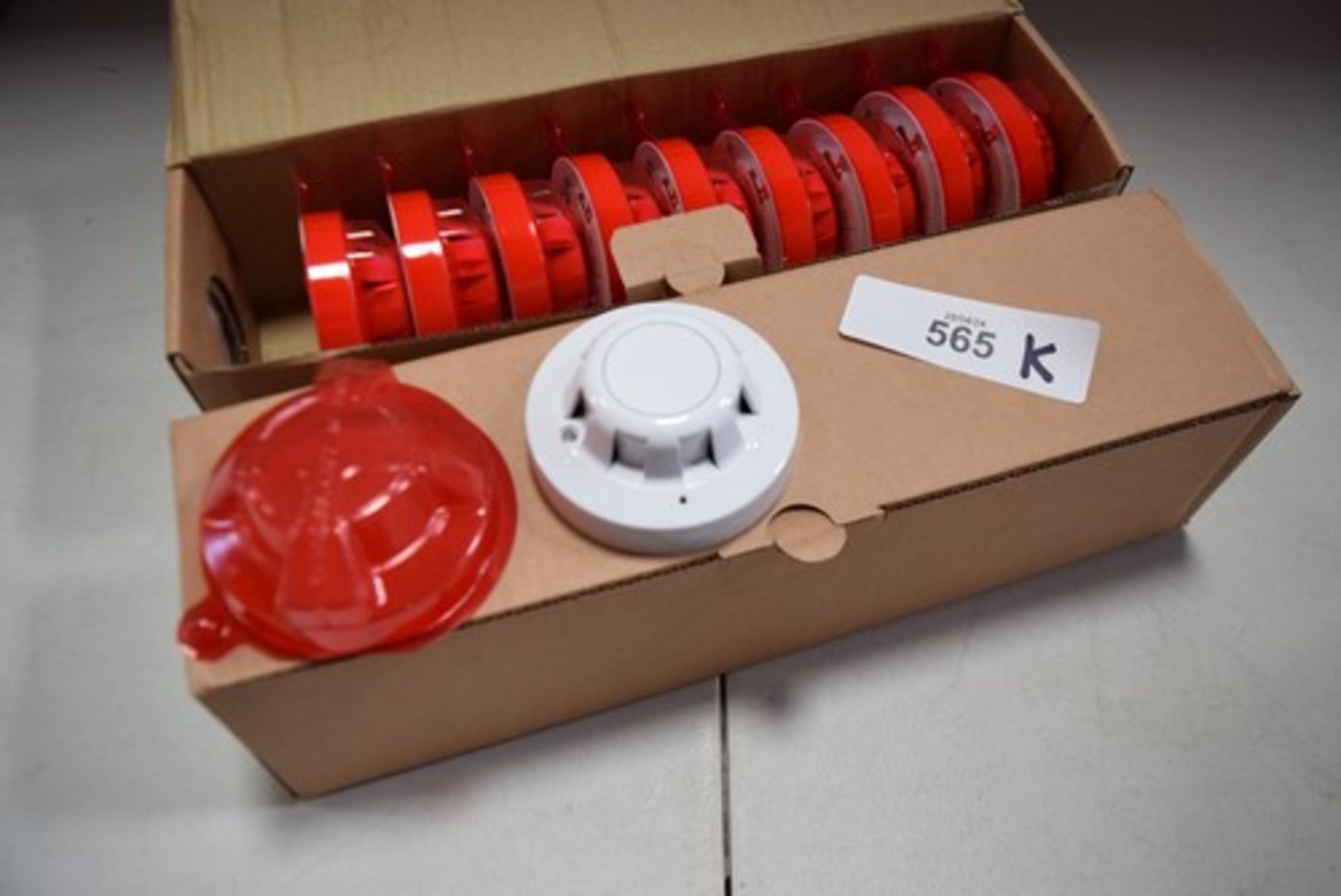 20 x Apollo optical smoke detectors, item No: XP95 - new in box (GS30A)
