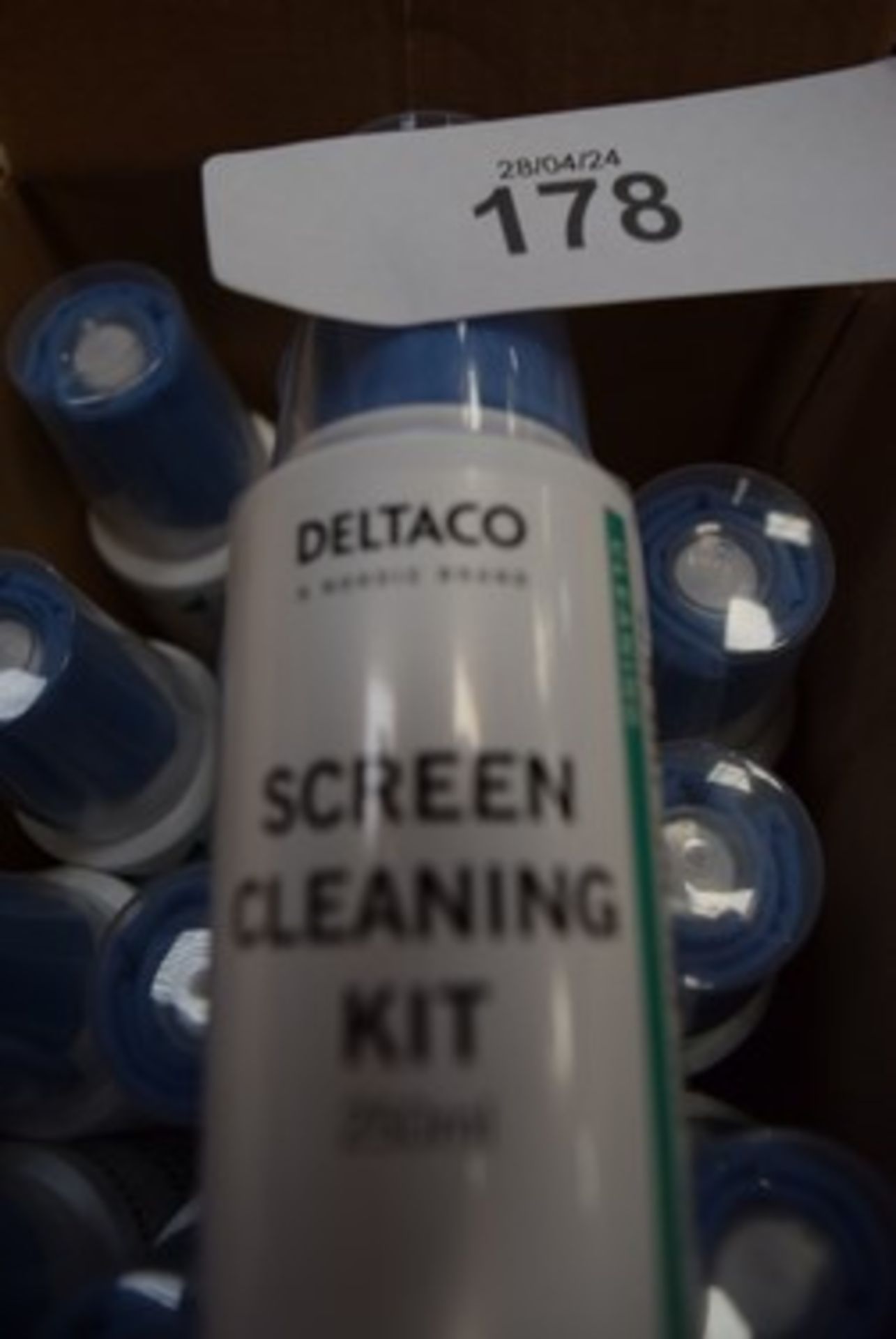 12 x 250ml bottles of Deltaco screen cleaning kits - new in box (C5) - Image 2 of 2