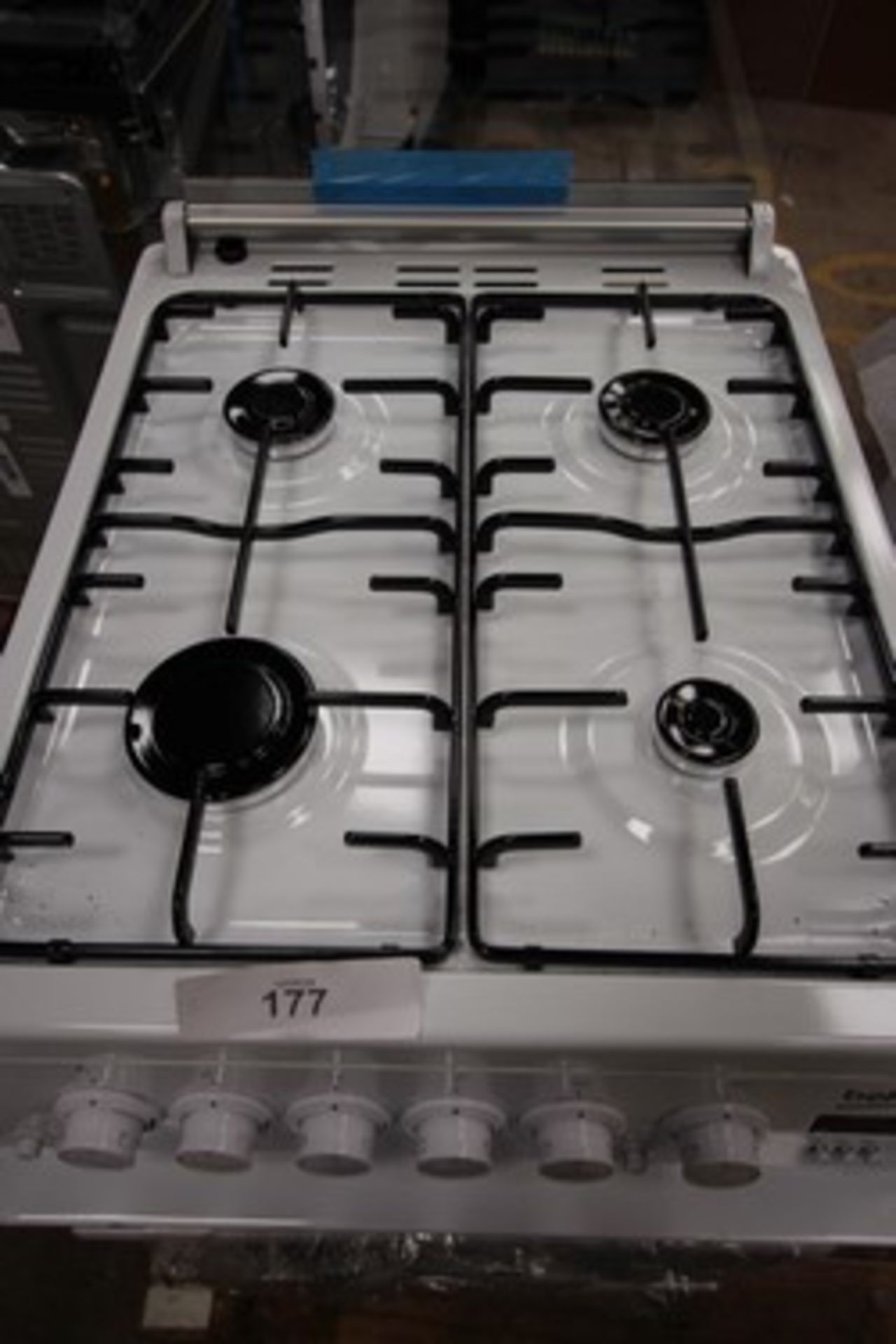 1 x Beko gas double oven and hob, Model EDG507W, dented top panel (RHS), dented and scratched heat - Image 2 of 4