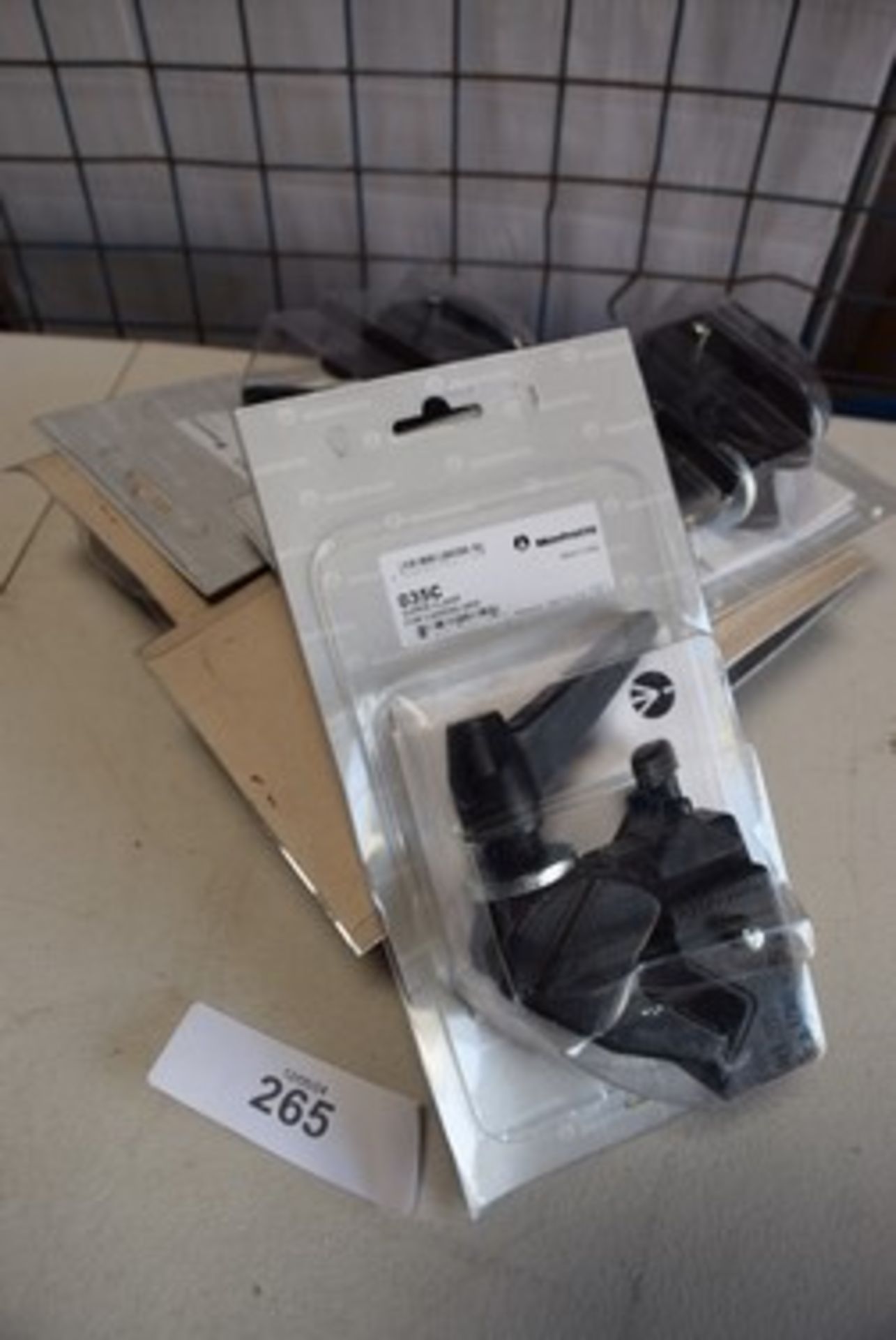 6 x Manfrotto Super clamps, item No: 035C - new (TS)
