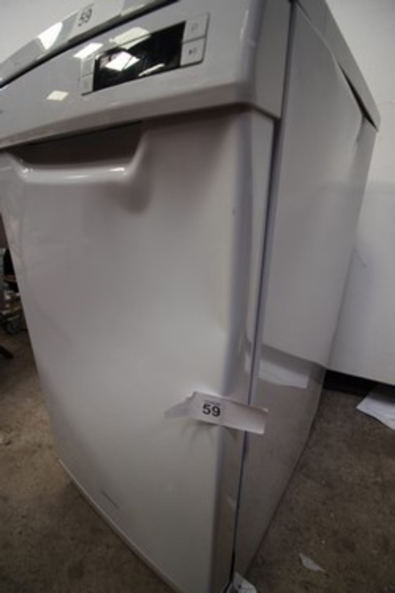 1 x Statesman 45cm slimline 10 place dishwasher, damaged in transit, dented front door, cracked top, - Image 3 of 3