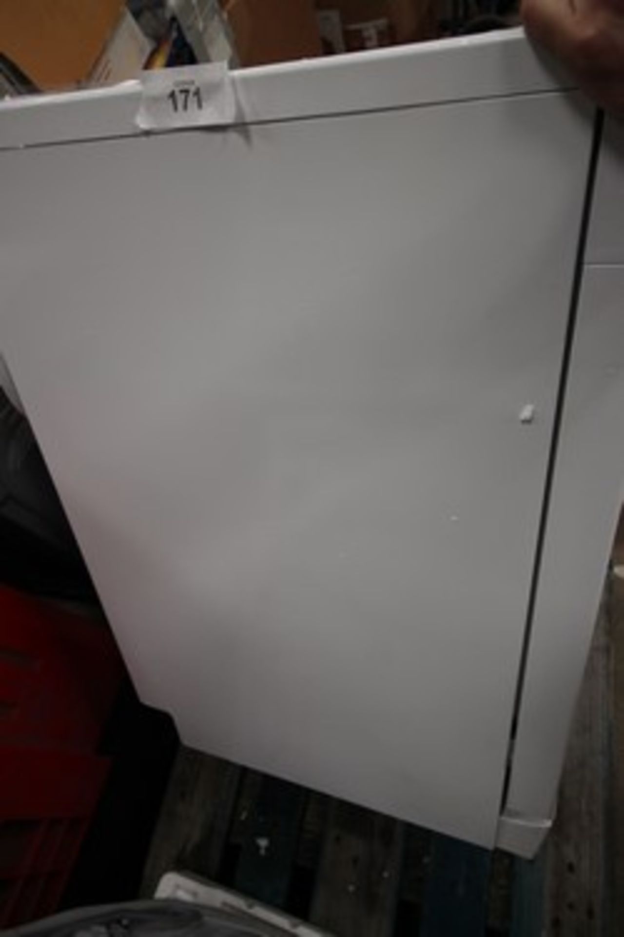 1 x Bosch Serie 2 dishwasher, Model SMS2HVW66G, missing front right foot and dented side panel - New - Image 4 of 4