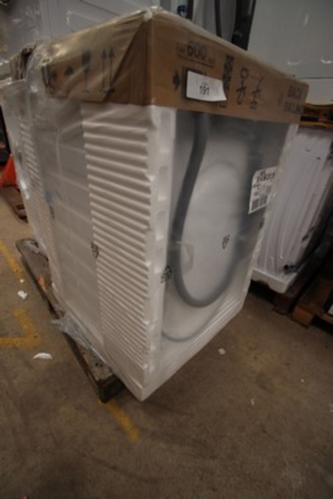 1 x AEG 8kg washing machine, Model 914913125 - New in pack (eBay 9) - Image 2 of 4
