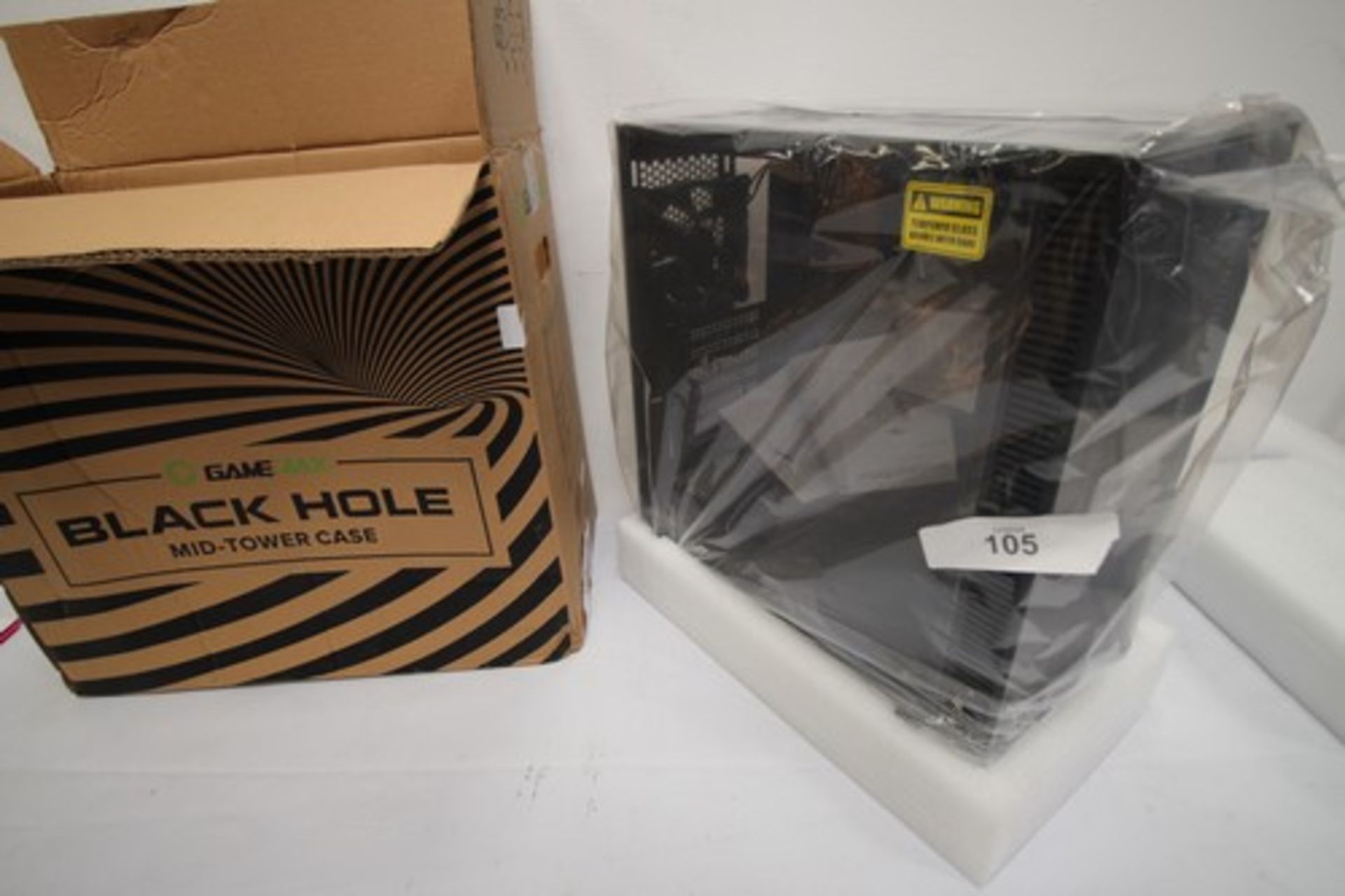 1 x Game Max black hole mid tower PC case, model: 3603-TB - new in box (ES1)