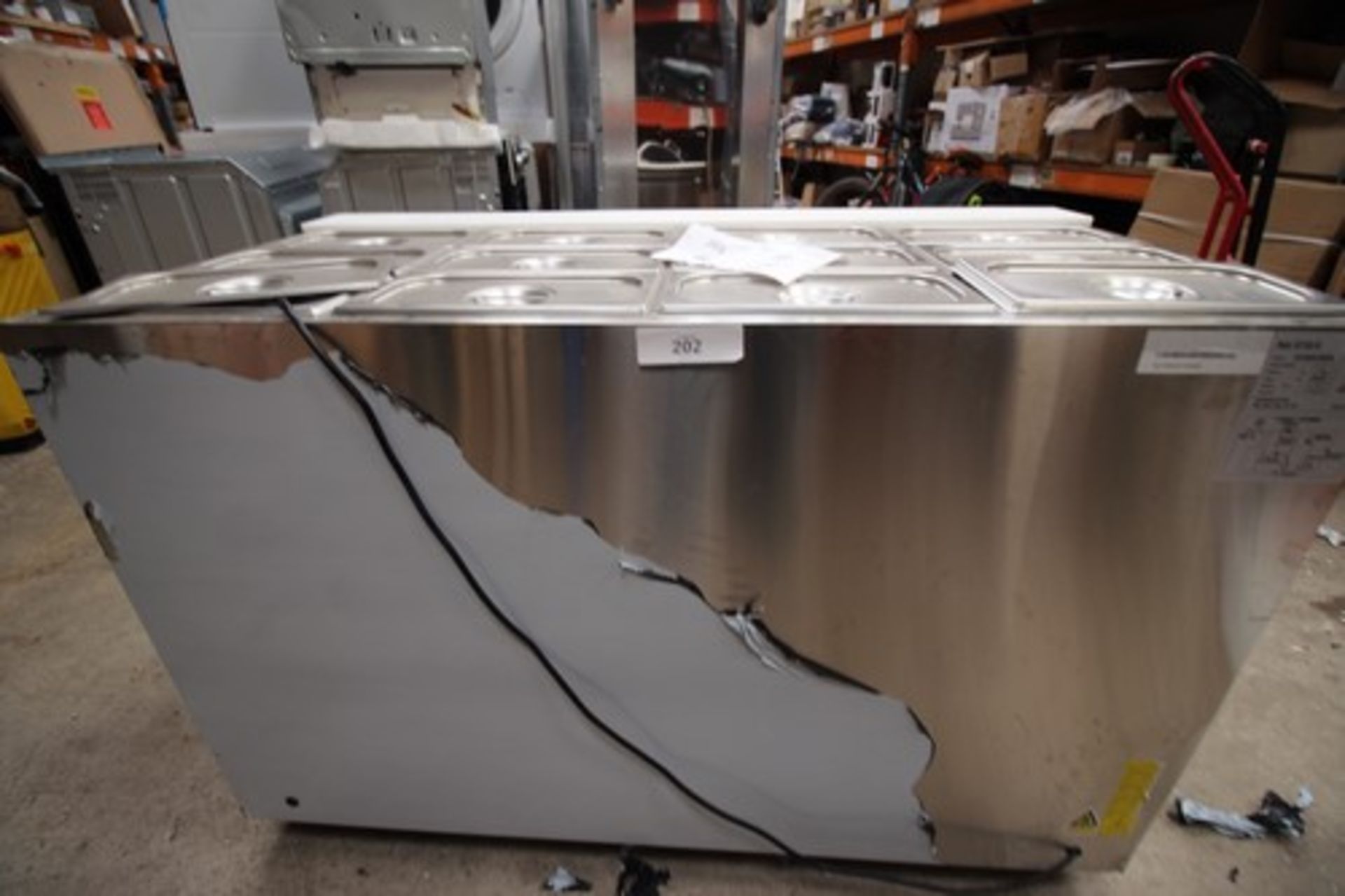 1 x King stainless steel pizza salad prep counter, 240V. We have powered it on and it chills. We - Image 3 of 3