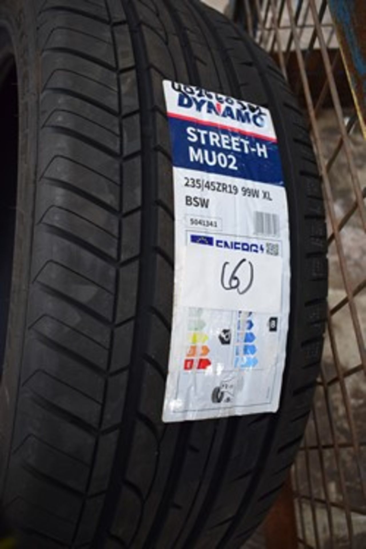 1 x Dynamo Street - H MU02 tyre, size 225/45ZR19 99W XL - new with label (C1)(6)