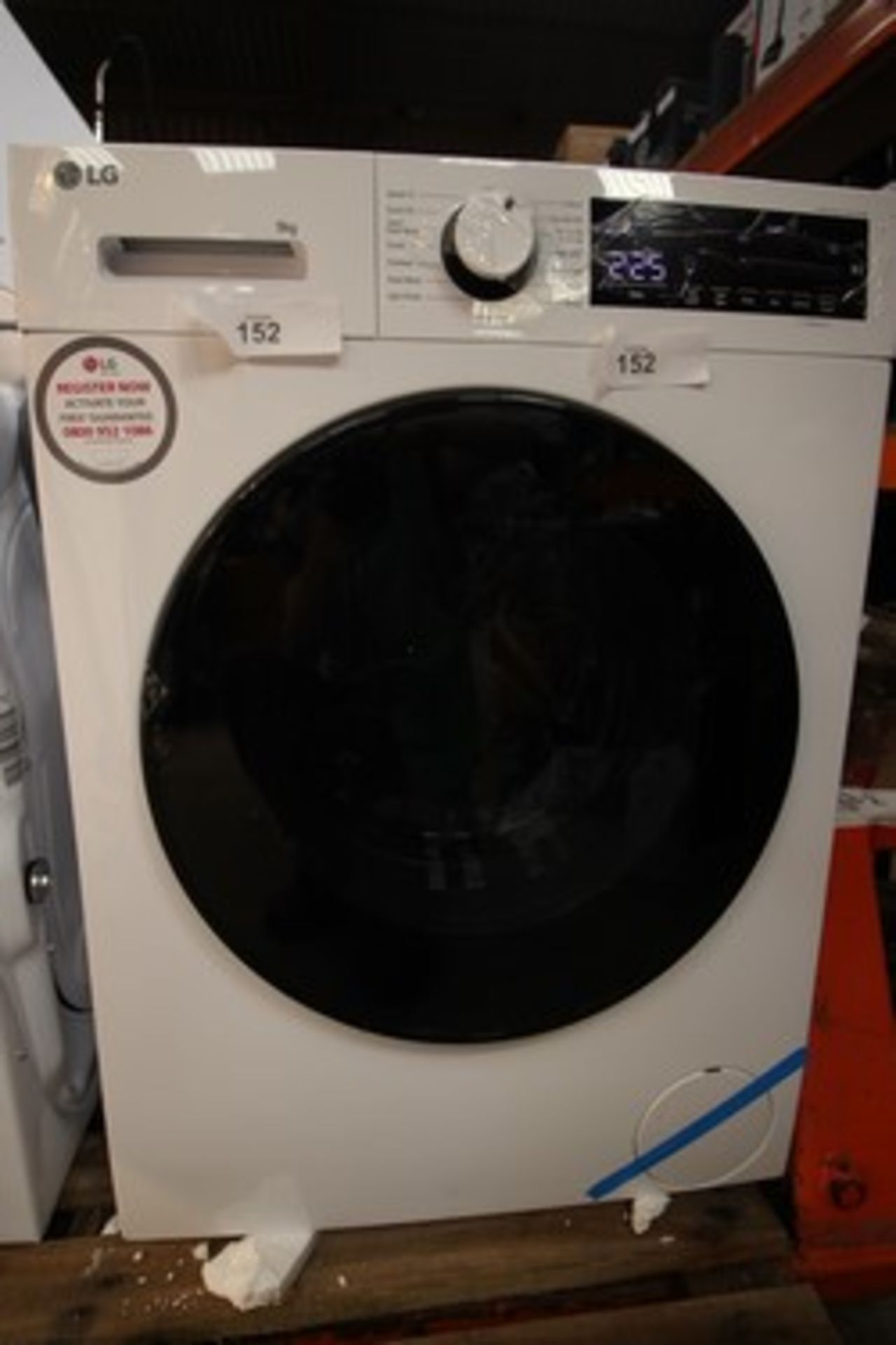 1 x LG 9kg washing machine, Model F4T209WSE, powers on ok but not fully tested - New (ES9)
