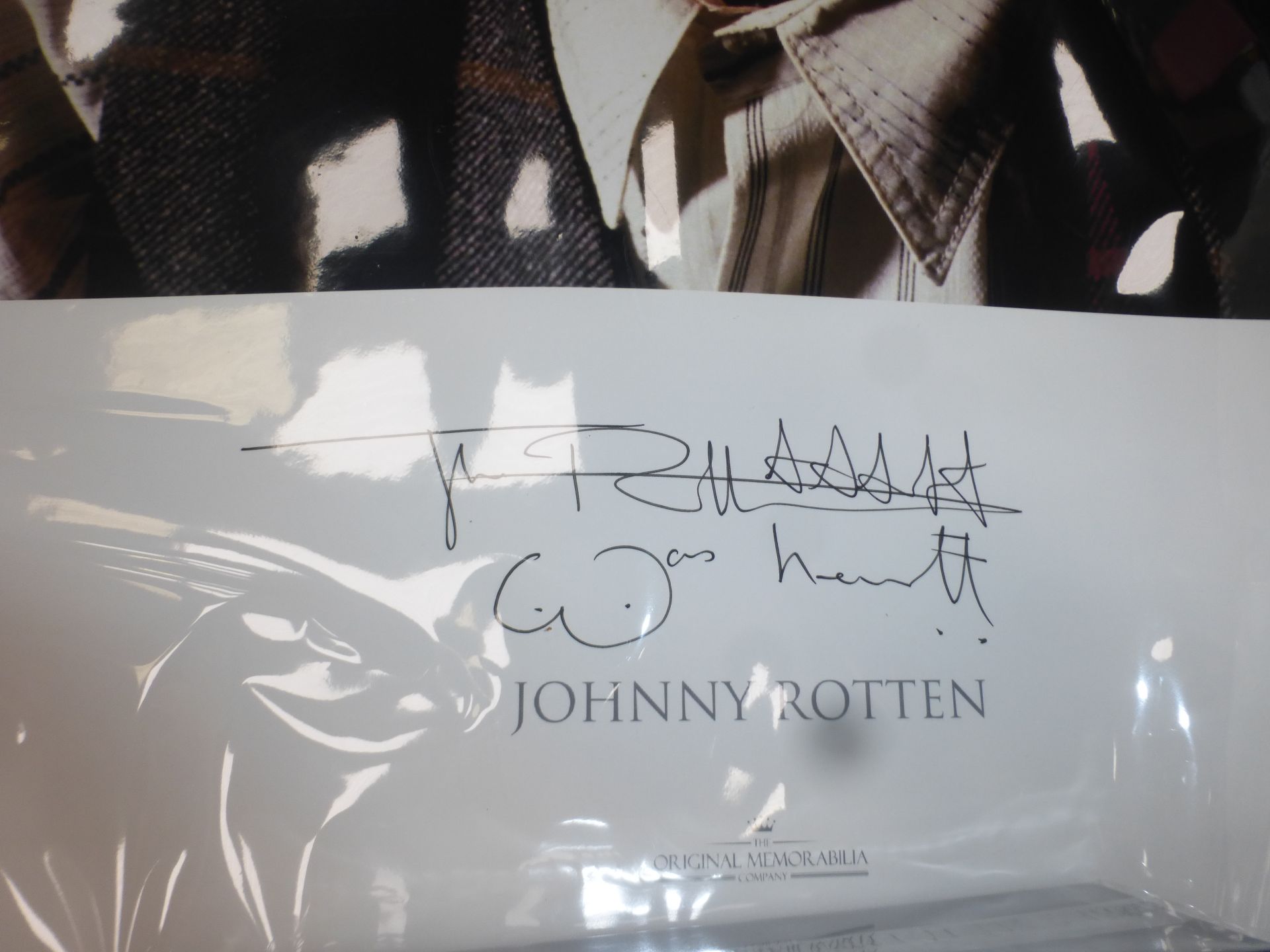 1 x original memorabilia glicee print, limited edition of 250 Johnny Rotten Manchester RRP. Â£ - Image 2 of 3