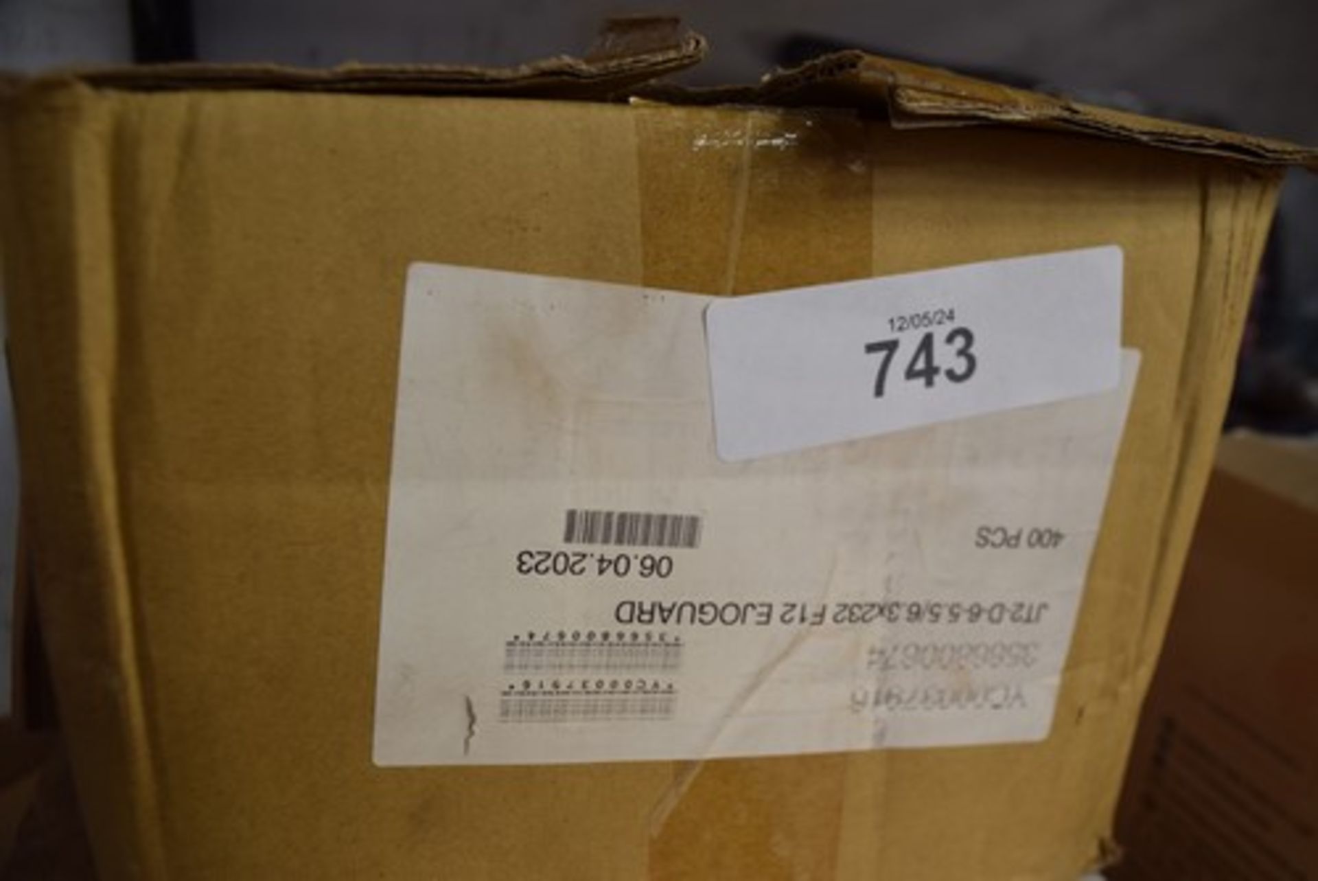 1 x box of Evolution wafer head self drilling drew wall screws, size 4.2 x 12mm, approximately 10, - Image 4 of 4