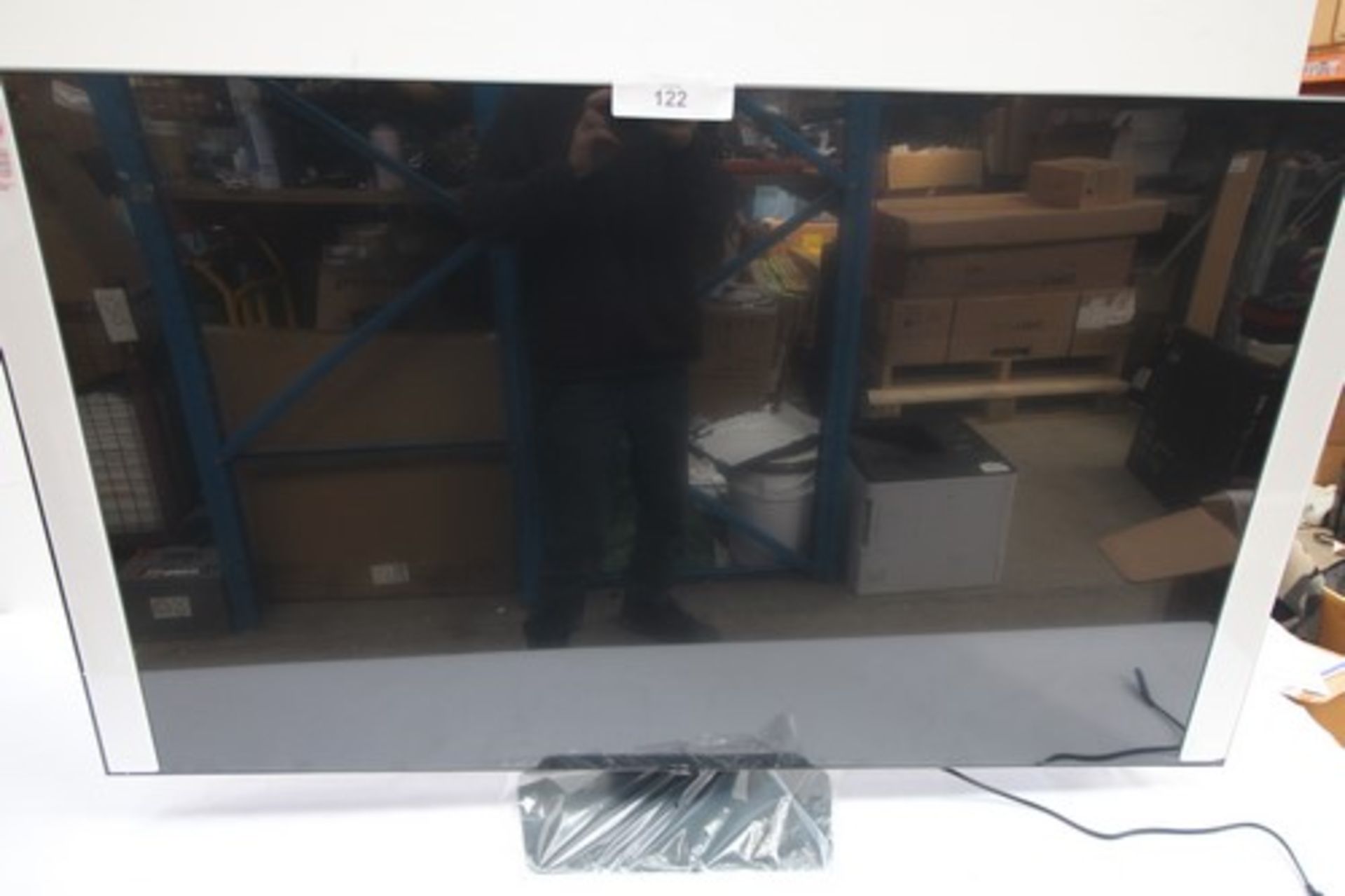 1 x Samsung 55" QLED Q80C smart TV, model: QE55Q80CAT, tatty box on one end - new in tatty box (ES9) - Image 3 of 5