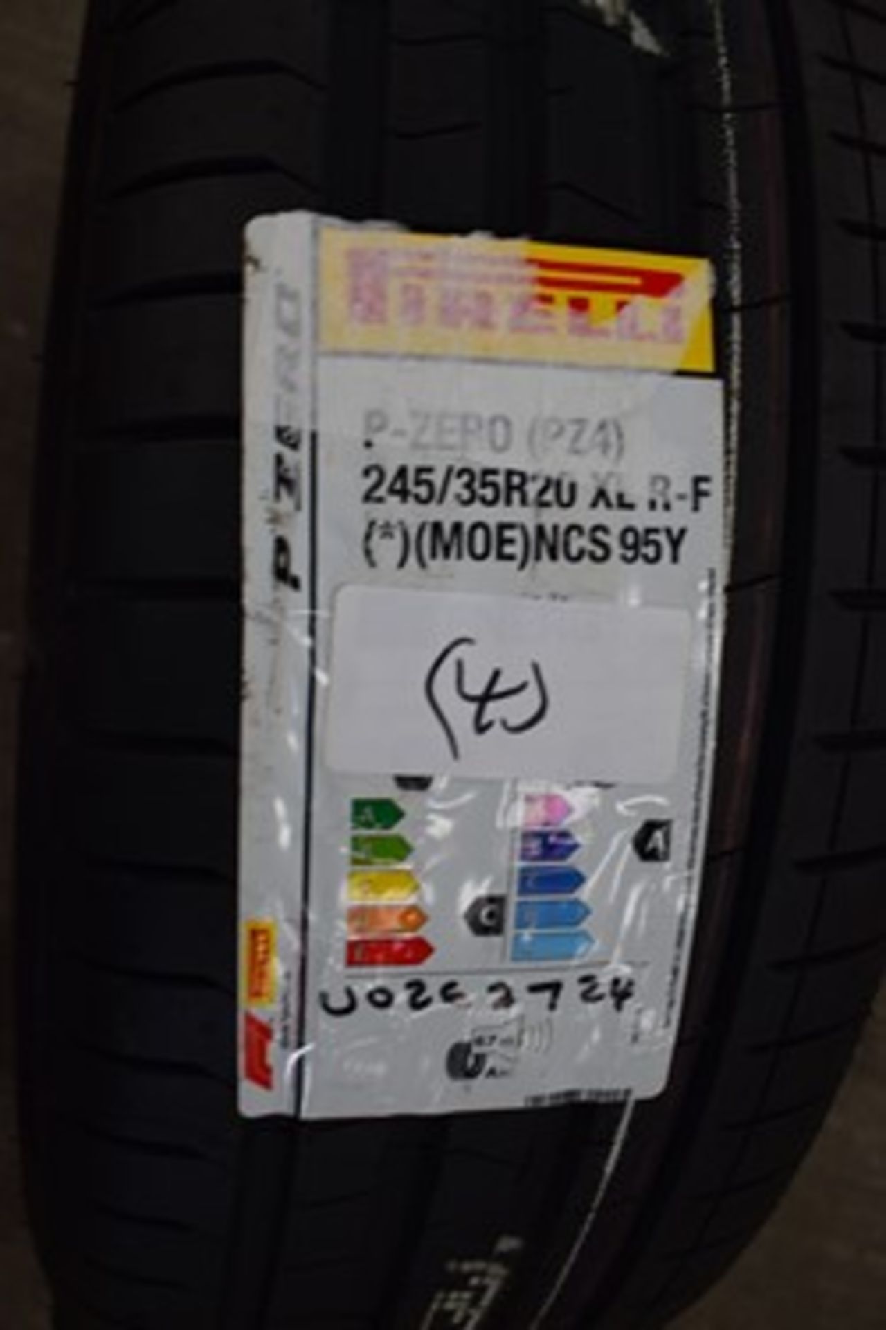 1 x Pirelli P-Zero (PZ4) tyre, size 245/35R20 95Y XL - new with label (C1)(4)