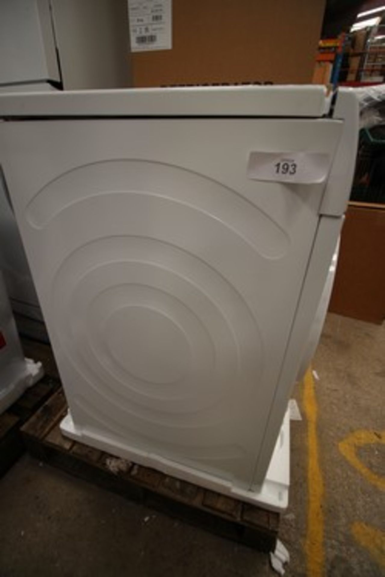1 x Bosch Serie 4 tumble dryer machine, Model WTH84001GB, damaged control panel and top panel - - Image 3 of 3