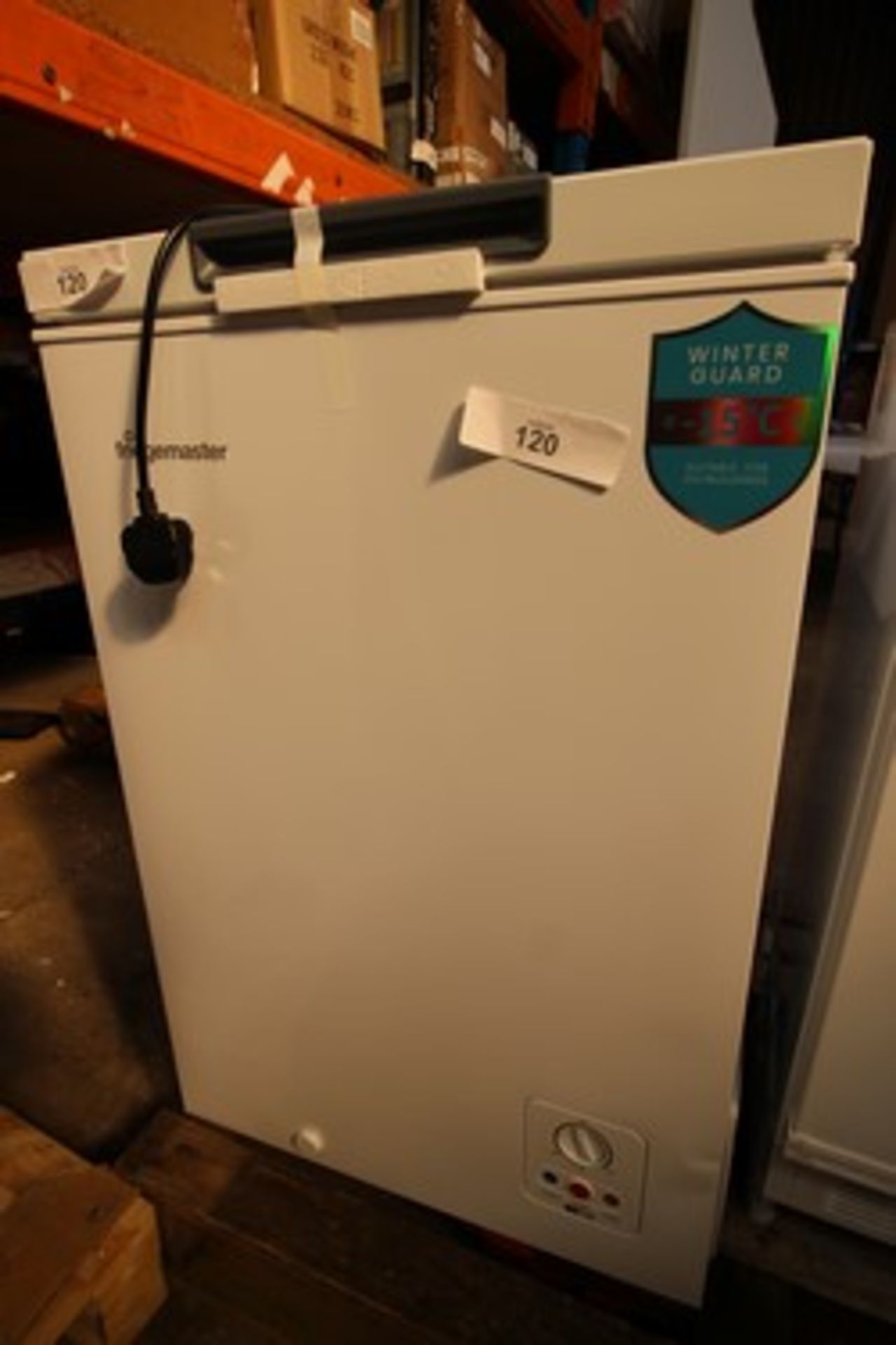 1 x Fridgmaster chest freezer, model No: MFC96E, small dent to front right panel - new (ebay floor)