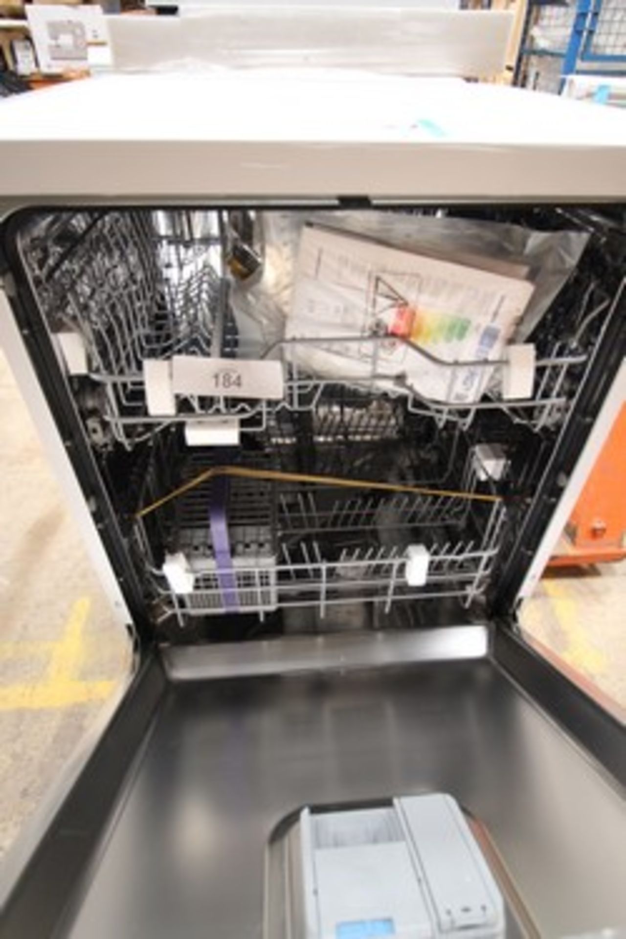 1 x Beko free standing dishwasher, Model DVN05C20W, large dent to back left hand side panel - New ( - Image 3 of 4