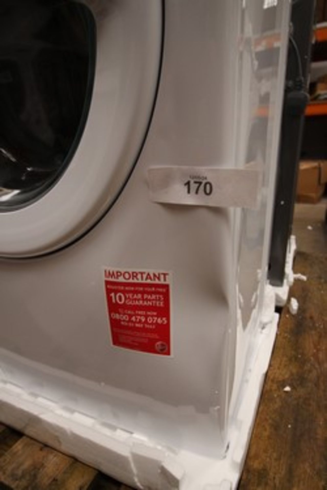 1 x Hoover H Wash 300 lite 7kg washing machine, Model H3W47TE/1-80, dented front panel (RHS) - - Image 2 of 3