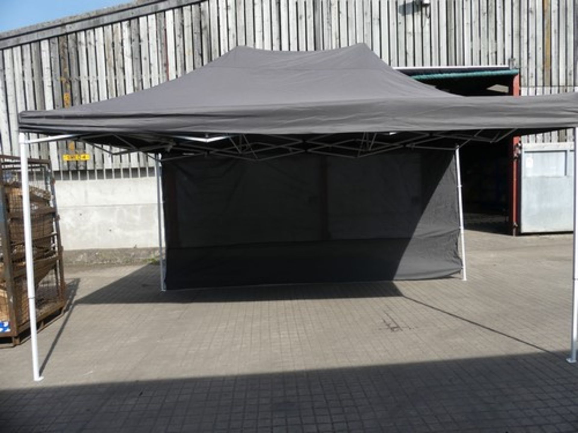 2 x Toolport gazebo's, 1 x blue, 3 x 3m with 2 sides, 1 x grey, 3 x 4m with one side, in tatty carr - Image 6 of 7