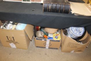 Three boxes of various kitchenalia