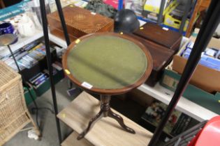 A mahogany and green leather topped side table AF