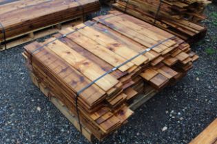 A quantity of feather edged fencing boards. This l