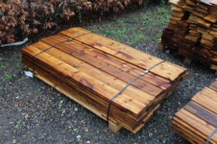 A quantity of feather edged fencing boards. This l