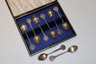 A set of eight silver teaspoons, approx. total wei