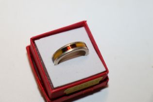 A vintage sterling silver and amber ring size P/Q