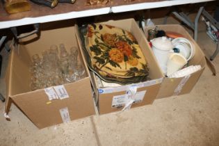 Three boxes of various glassware and kitchenalia t