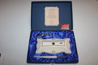 A Sheaffer special limited edition desk set, commi