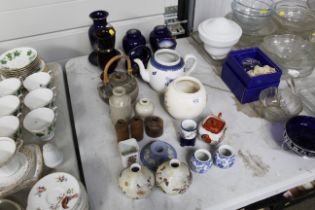 A quantity of various china to include stone glaze