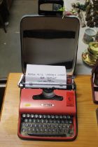 An Olivetti 22 typewriter