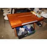 A good quality modern desk in cherry wood in the s