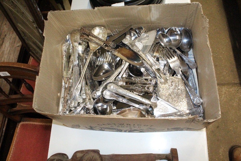 A quantity of Kings patterned cutlery