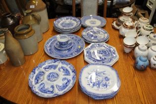 A quantity of Spode blue and white china