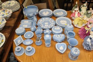 A quantity of various Wedgwood Jasperware to inclu