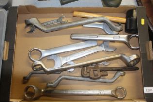 A quantity of various large ring spanners to inclu