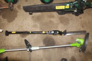 A Gtech HT04 electric cordless hedge trimmer lacki