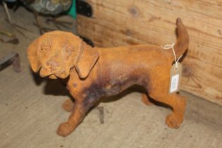 A cast iron statue in the form of a puppy (104)