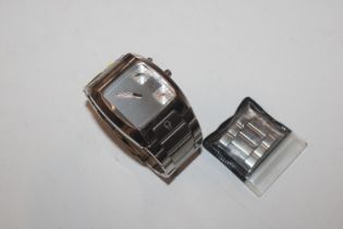 A Nixon Count It The Banks stainless steel wrist w