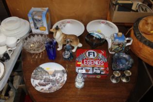 A quantity of various china and glassware to inclu