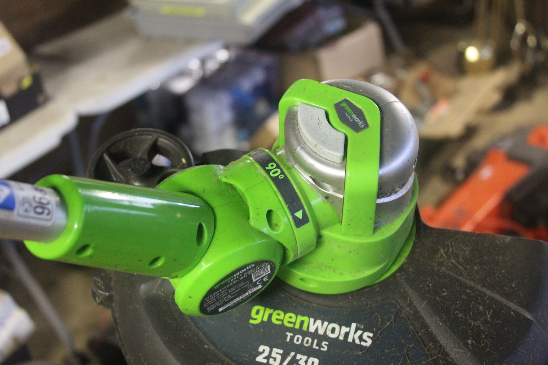 A Greenworks 21227 cordless electric strimmer lack - Image 5 of 5