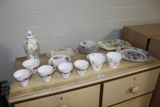 A collection of Royal Sutherland tea ware, Ansley