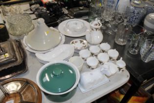A quantity of various "Mayfair" patterned teaware;