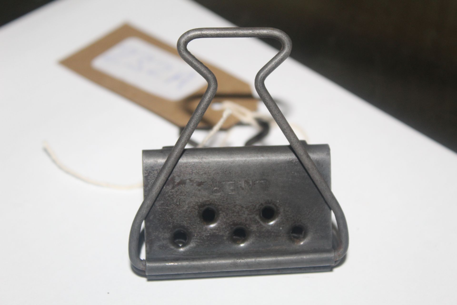 An L.N.E.R stationary paper clip / holder - Image 2 of 5