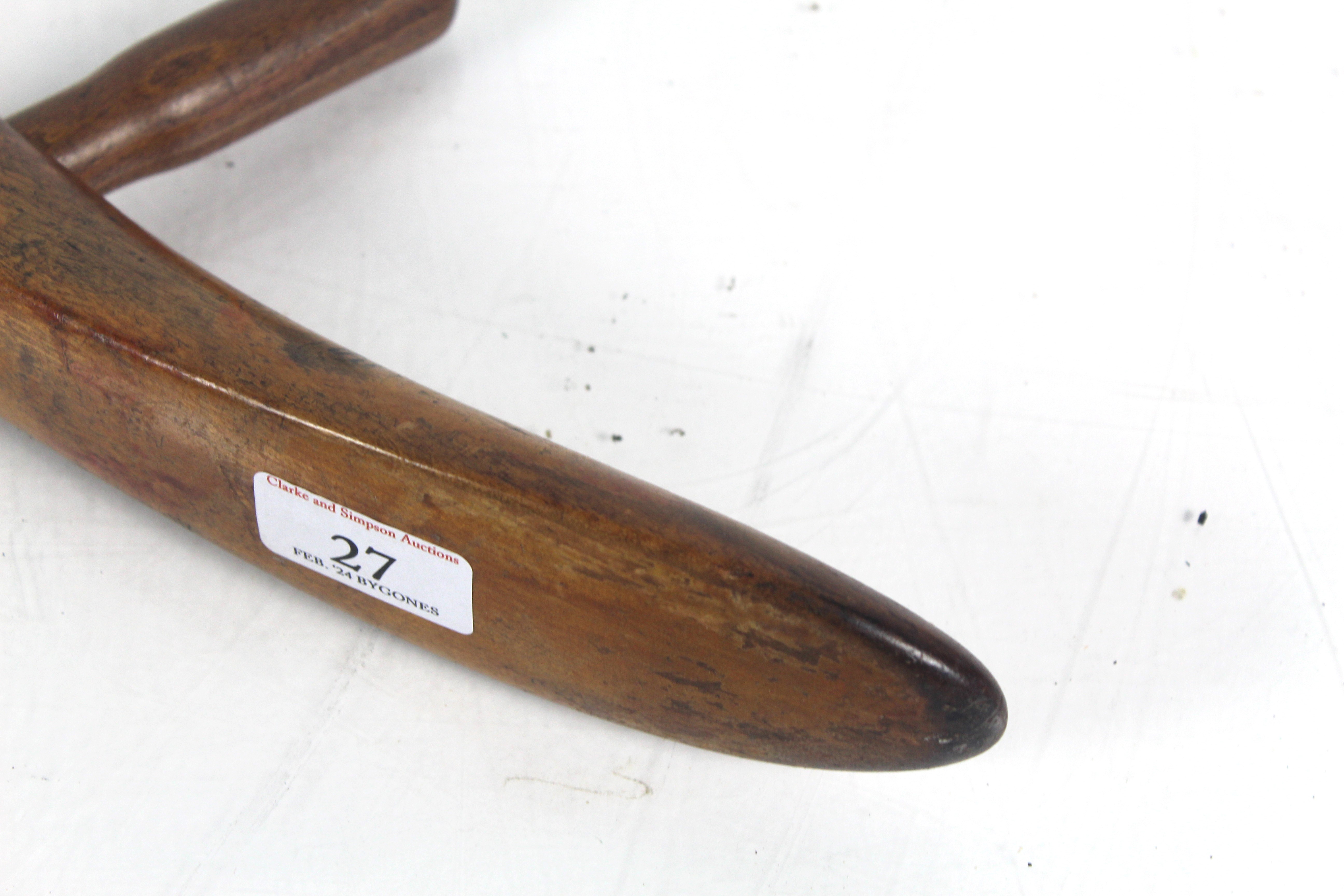 A pair of treen screw form shoe trees - Image 3 of 10