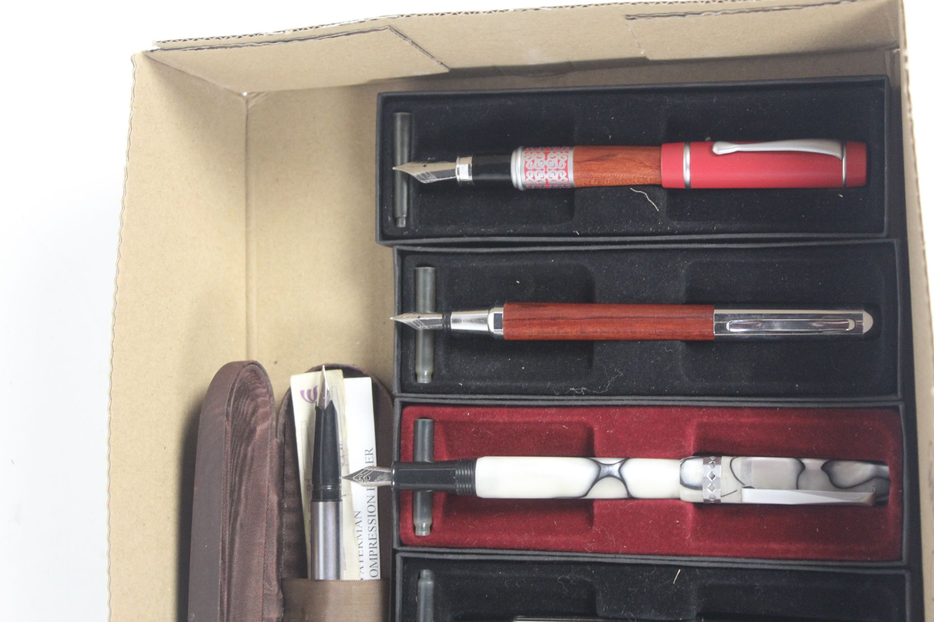 A box containing seven various boxed fountain pens - Image 2 of 3