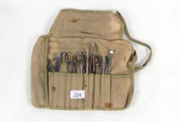 A travelling set of medical instruments