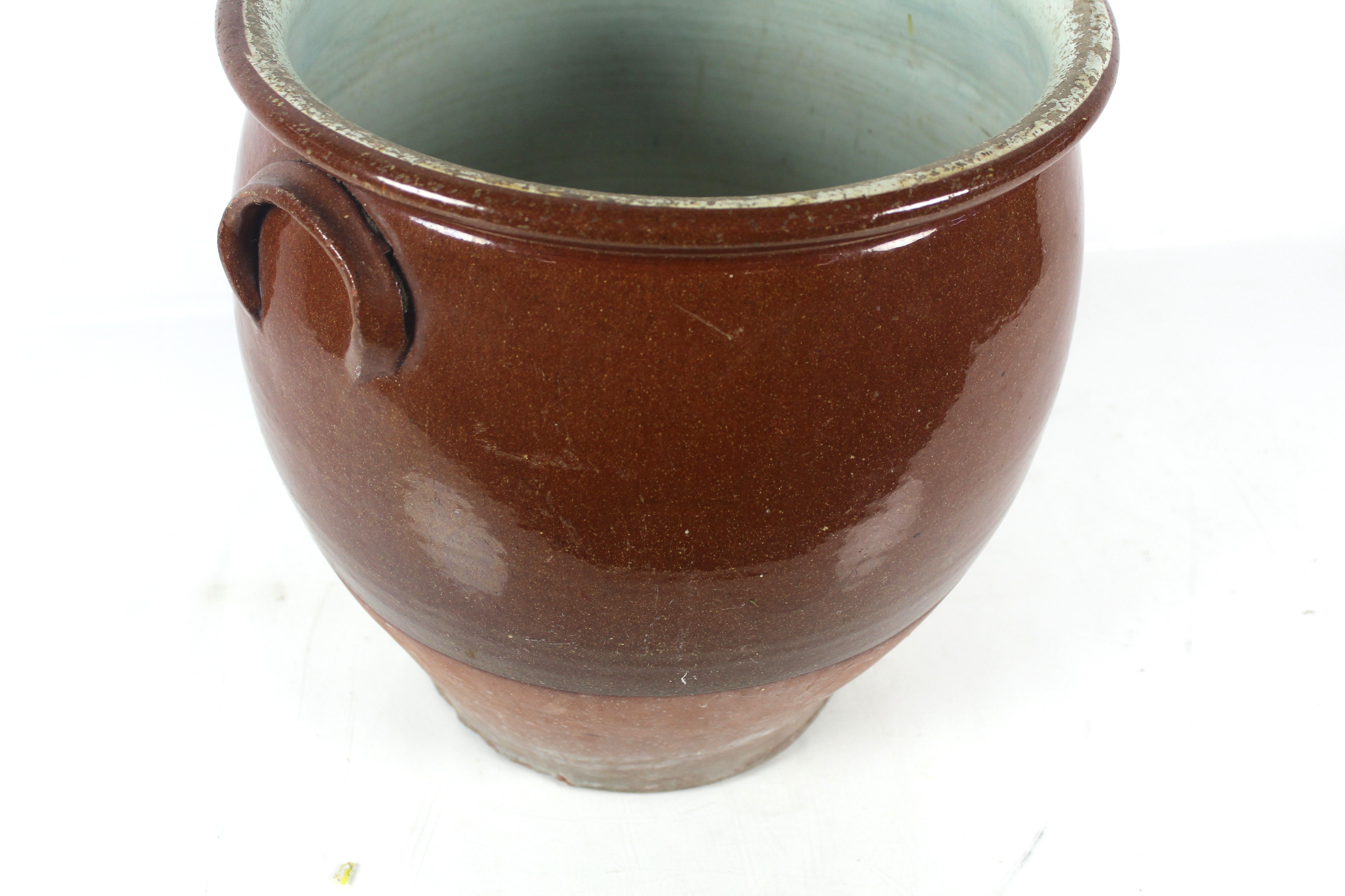 A large 19th Century salt glazed pot - Image 7 of 10