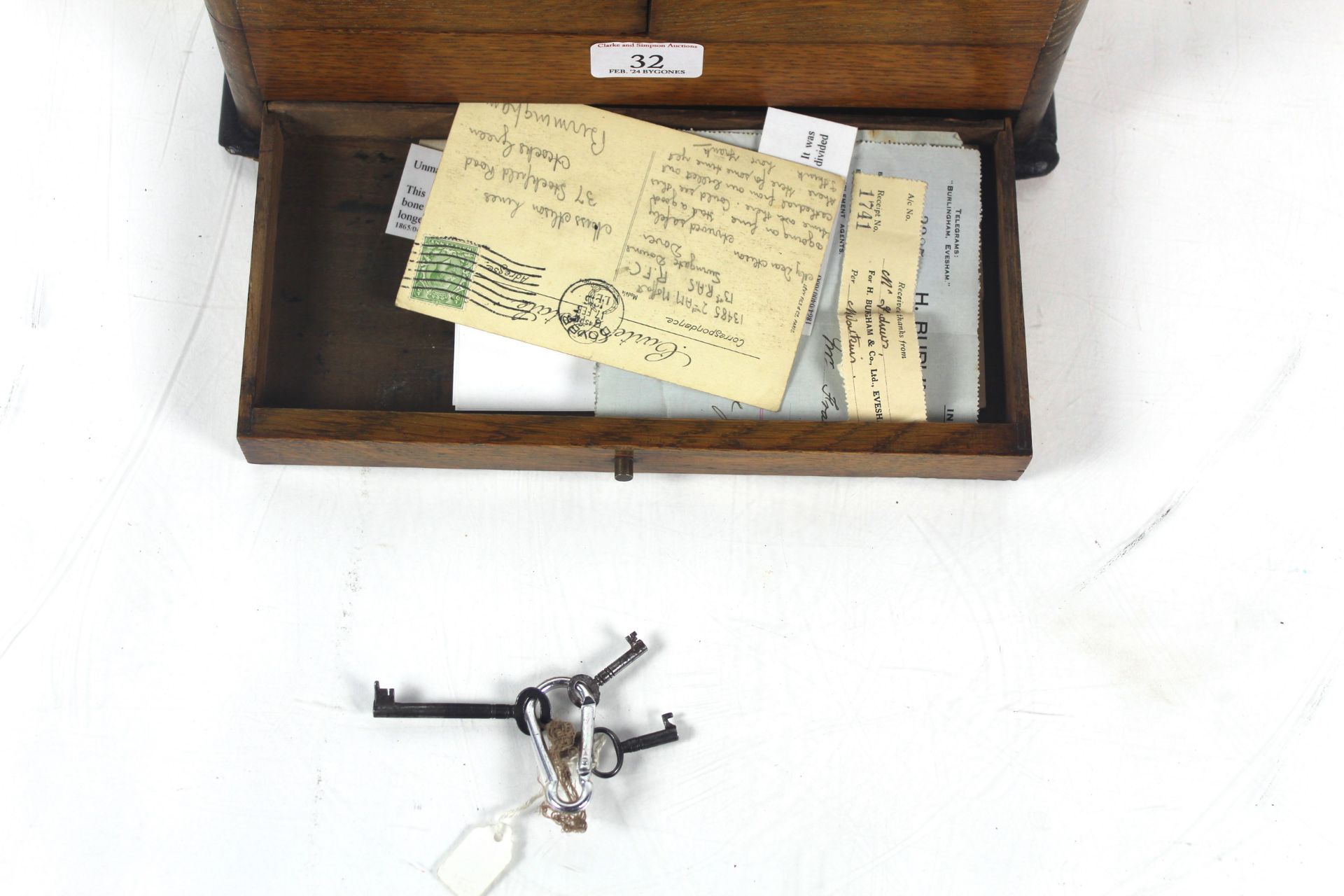 A Victorian oak stationery box - Image 5 of 5
