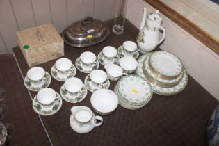 A collection of Royal Doulton Ashmont and Royal Wo